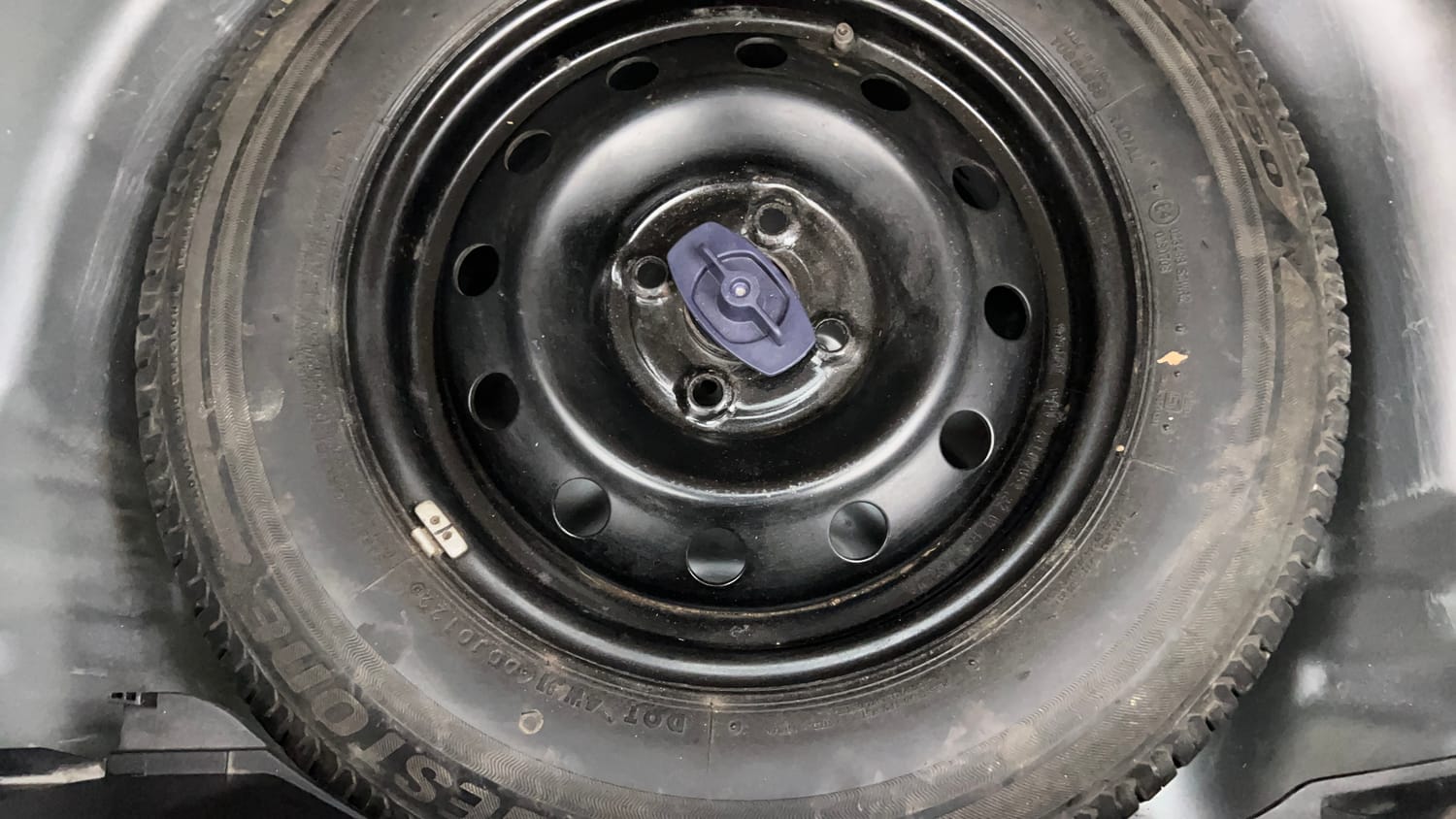 Used 2022 Maruti Suzuki Swift VXi Petrol Manual tyres SPARE TYRE VIEW