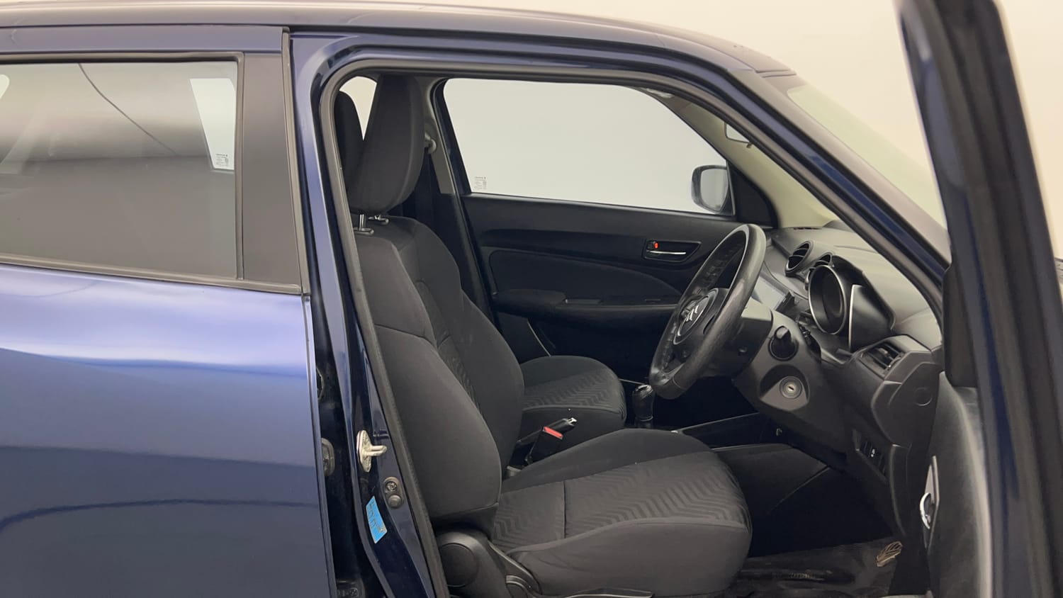 Used 2022 Maruti Suzuki Swift VXi Petrol Manual interior RIGHT SIDE FRONT DOOR CABIN VIEW