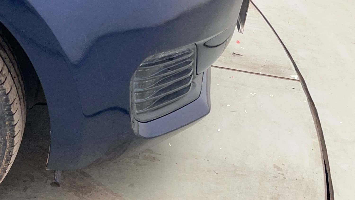 Used 2022 Maruti Suzuki Swift VXi Petrol Manual dents MINOR SCRATCH