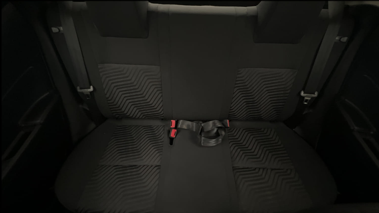 Used 2022 Maruti Suzuki Swift VXi Petrol Manual interior REAR SEAT CONDITION VIEW