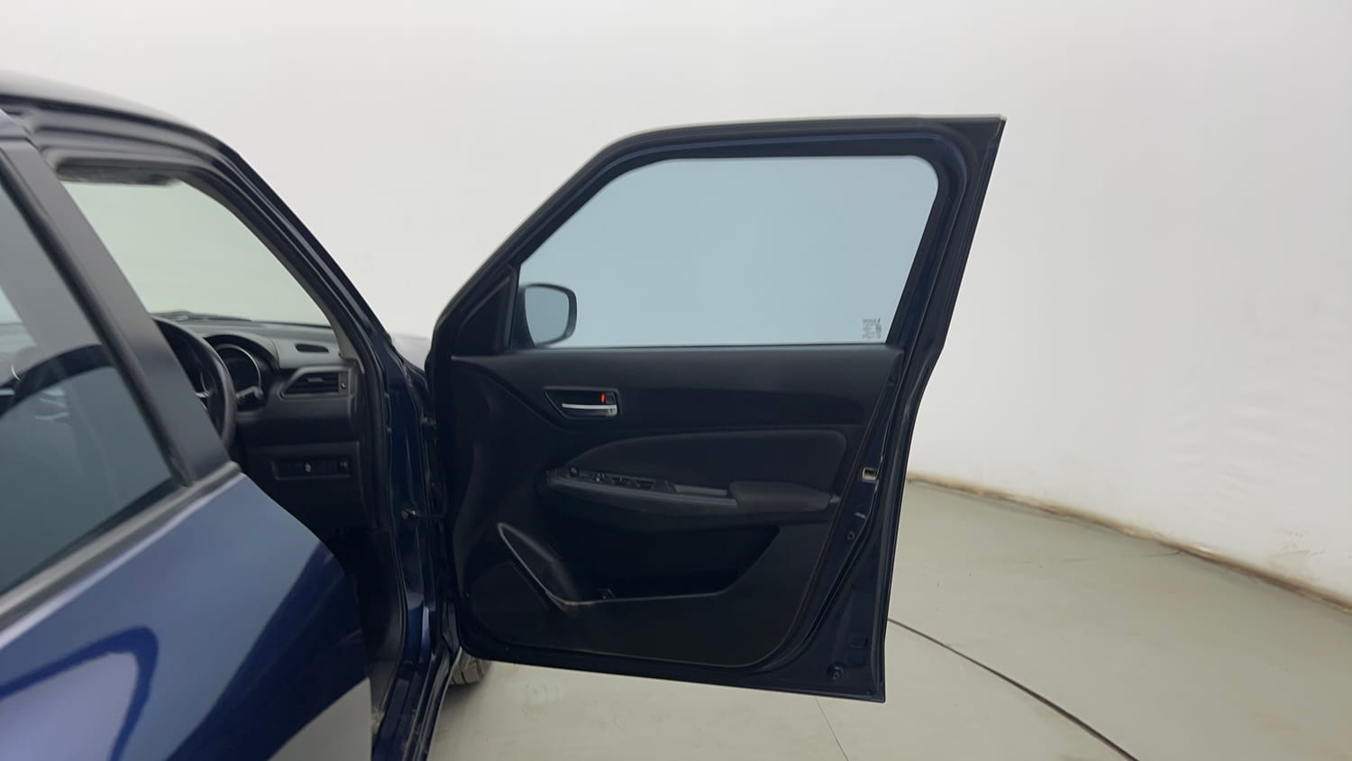 Used 2022 Maruti Suzuki Swift VXi Petrol Manual interior RIGHT FRONT DOOR OPEN VIEW