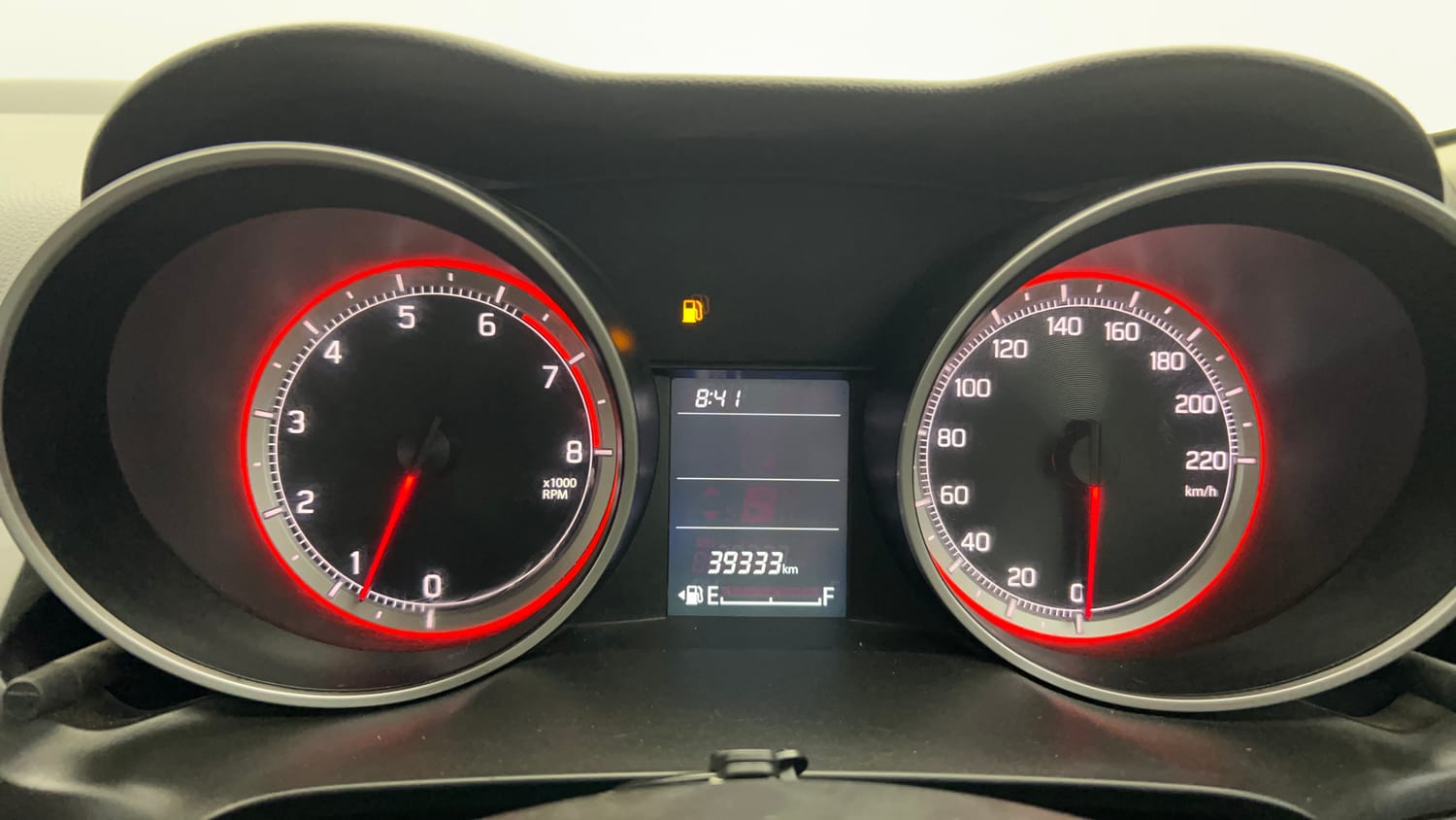 Used 2022 Maruti Suzuki Swift VXi Petrol Manual interior CLUSTERMETER VIEW