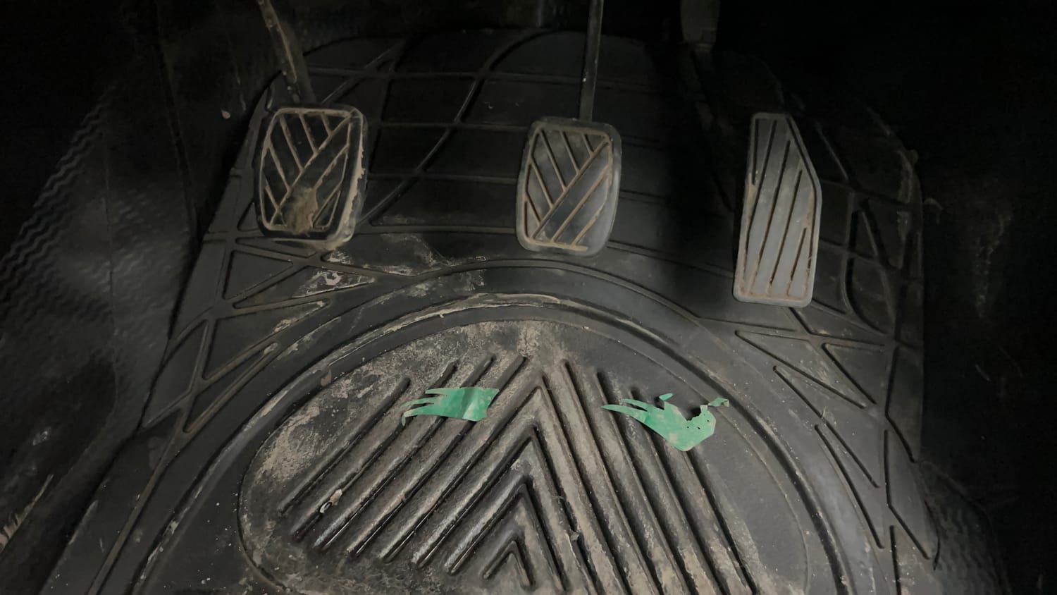 Used 2022 Maruti Suzuki Swift VXi Petrol Manual interior PEDALS VIEW