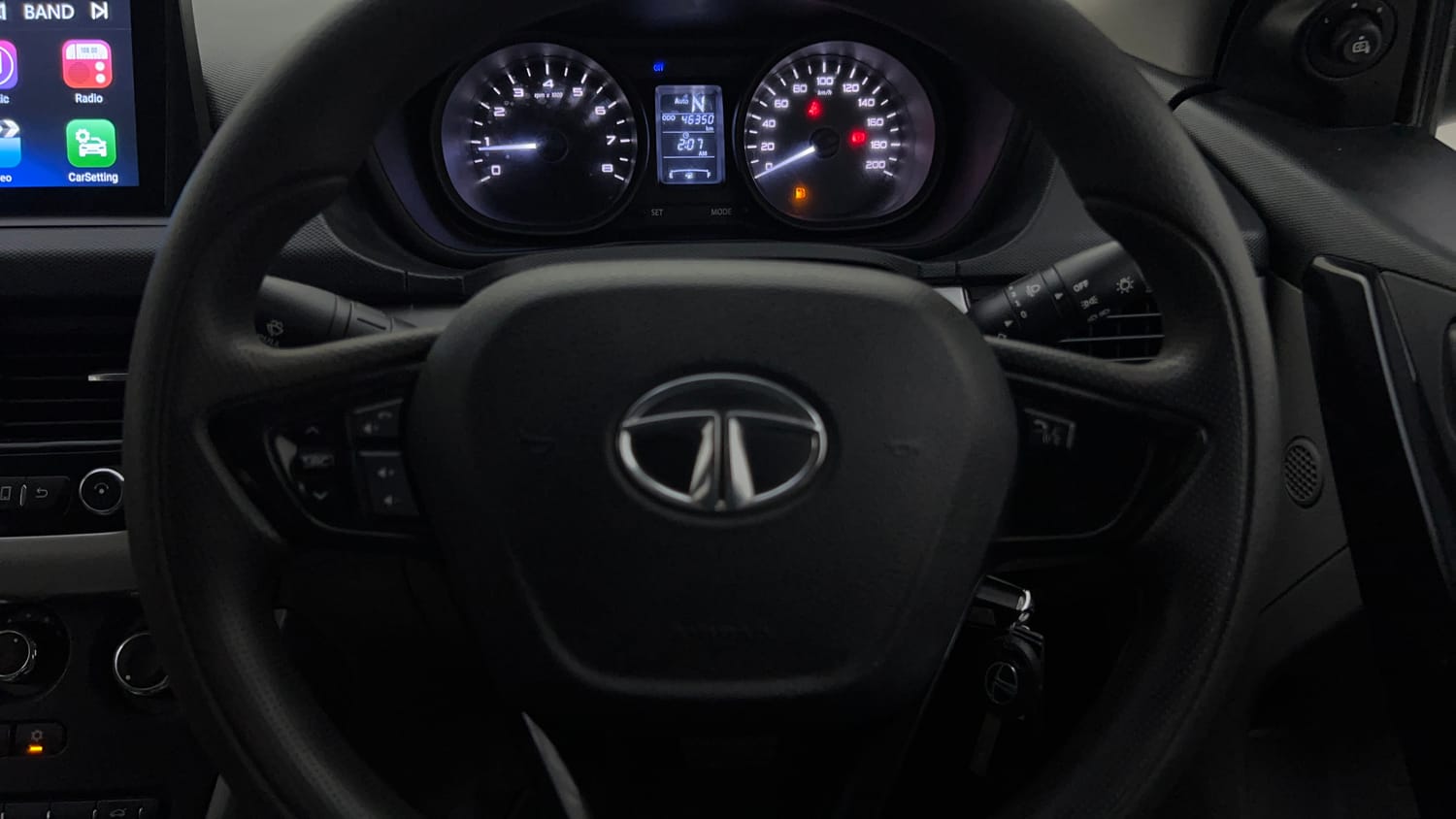 Used 2018 Tata Nexon XMA Petrol Petrol Automatic top_features Airbags