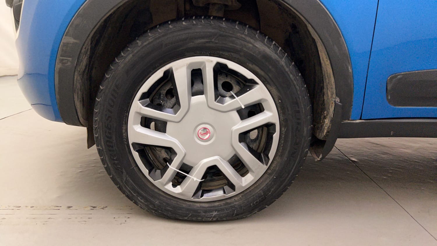 Used 2018 Tata Nexon XMA Petrol Petrol Automatic tyres LEFT FRONT TYRE RIM VIEW