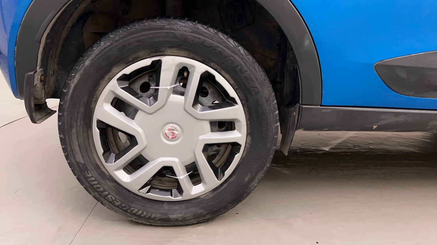 Used 2018 Tata Nexon XMA Petrol Petrol Automatic tyres RIGHT REAR TYRE RIM VIEW