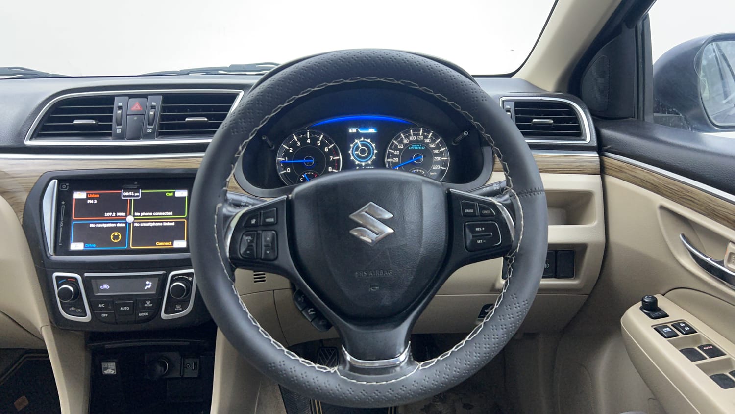 Used 2019 Maruti Suzuki Ciaz Alpha Hybrid 1.5 Petrol Manual interior STEERING VIEW