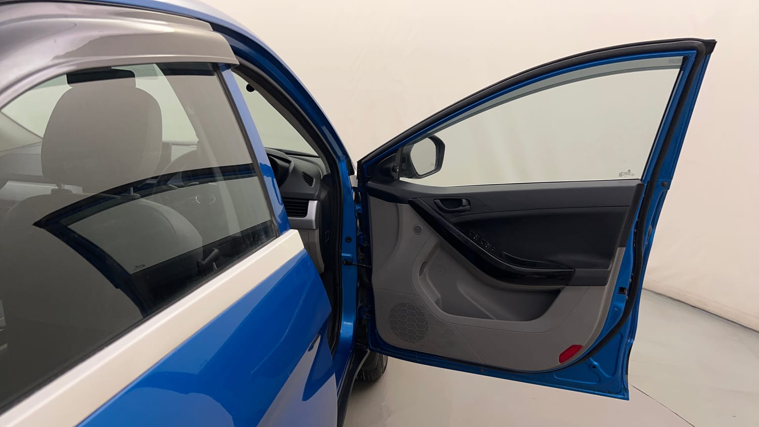 Used 2018 Tata Nexon XMA Petrol Petrol Automatic interior RIGHT FRONT DOOR OPEN VIEW