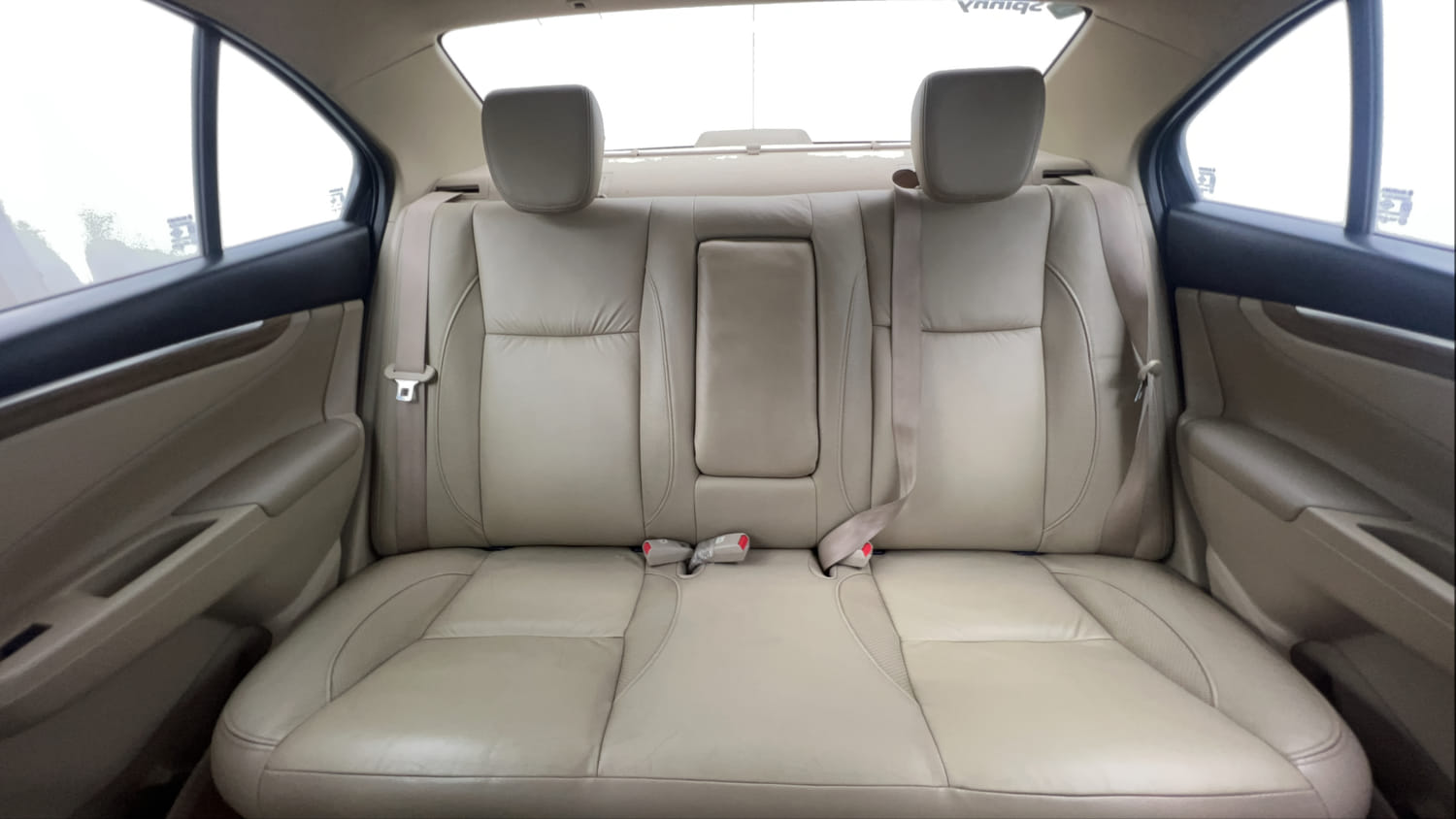 Used 2019 Maruti Suzuki Ciaz Alpha Hybrid 1.5 Petrol Manual interior REAR SEAT CONDITION VIEW