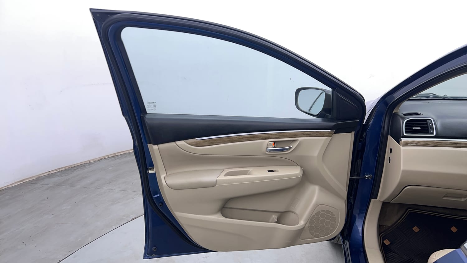 Used 2019 Maruti Suzuki Ciaz Alpha Hybrid 1.5 Petrol Manual interior LEFT FRONT DOOR OPEN VIEW