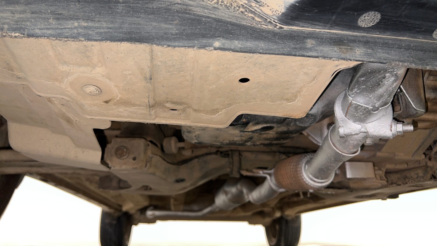 Used 2018 Tata Nexon XMA Petrol Petrol Automatic extra FRONT LEFT UNDERBODY VIEW