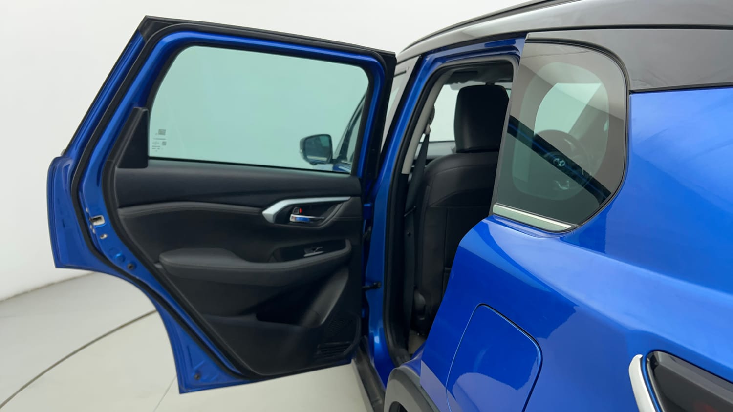 Used 2023 Toyota Urban Cruiser Hyryder V Neodrive AWD Dual tone Petrol Manual interior LEFT REAR DOOR OPEN VIEW