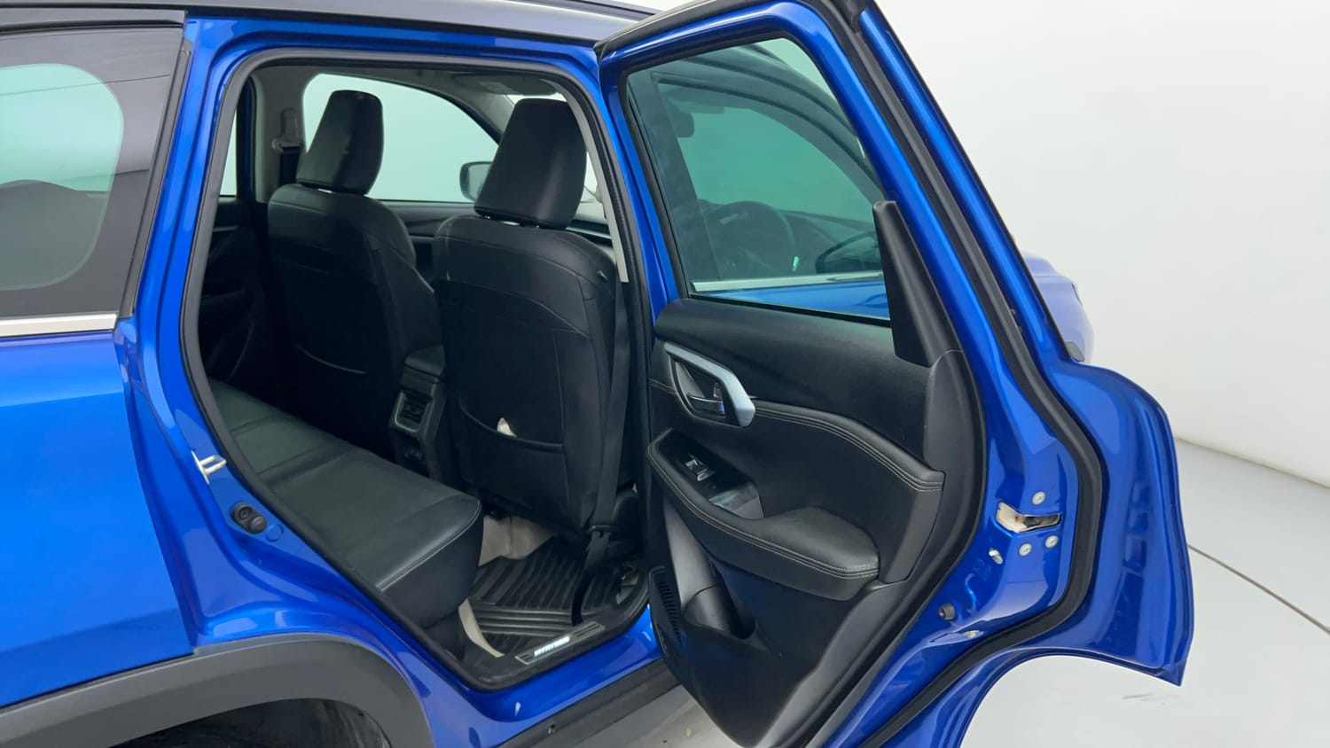 Used 2023 Toyota Urban Cruiser Hyryder V Neodrive AWD Dual tone Petrol Manual interior RIGHT SIDE REAR DOOR CABIN VIEW