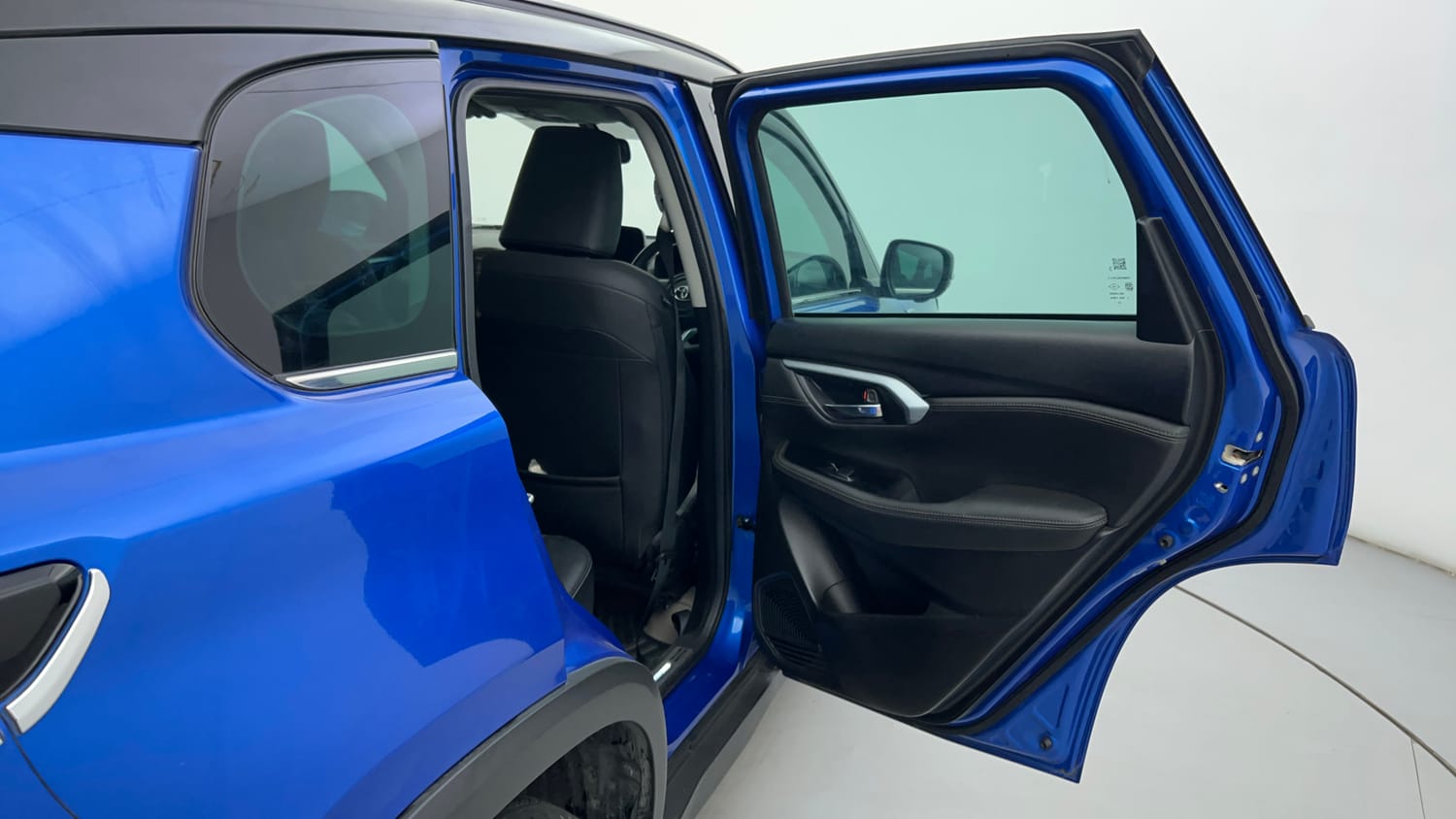 Used 2023 Toyota Urban Cruiser Hyryder V Neodrive AWD Dual tone Petrol Manual interior RIGHT REAR DOOR OPEN VIEW