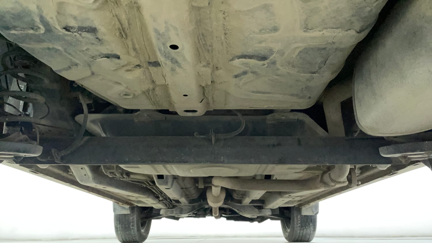 Used 2023 Tata Nexon XZ Plus (S) Petrol Manual extra REAR UNDERBODY VIEW (TAKEN FROM REAR)