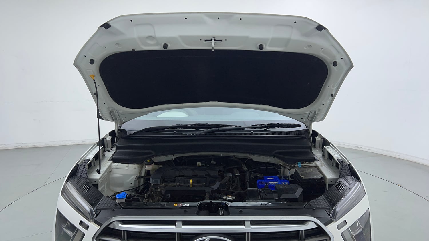 Used 2024 Hyundai Creta SX (O) 1.5 Petrol IVT Petrol Automatic engine ENGINE & BONNET OPEN FRONT VIEW