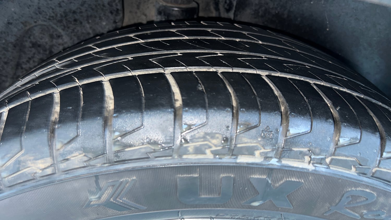 Used 2024 Hyundai Creta SX (O) 1.5 Petrol IVT Petrol Automatic tyres RIGHT REAR TYRE TREAD VIEW