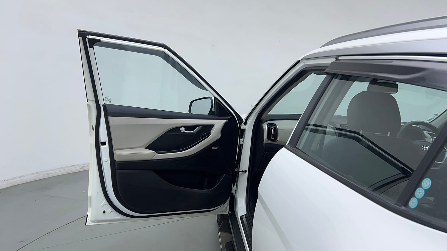 Used 2024 Hyundai Creta SX (O) 1.5 Petrol IVT Petrol Automatic interior LEFT FRONT DOOR OPEN VIEW