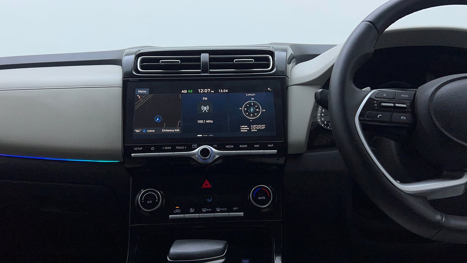 Used 2024 Hyundai Creta SX (O) 1.5 Petrol IVT Petrol Automatic interior MUSIC SYSTEM & AC CONTROL VIEW