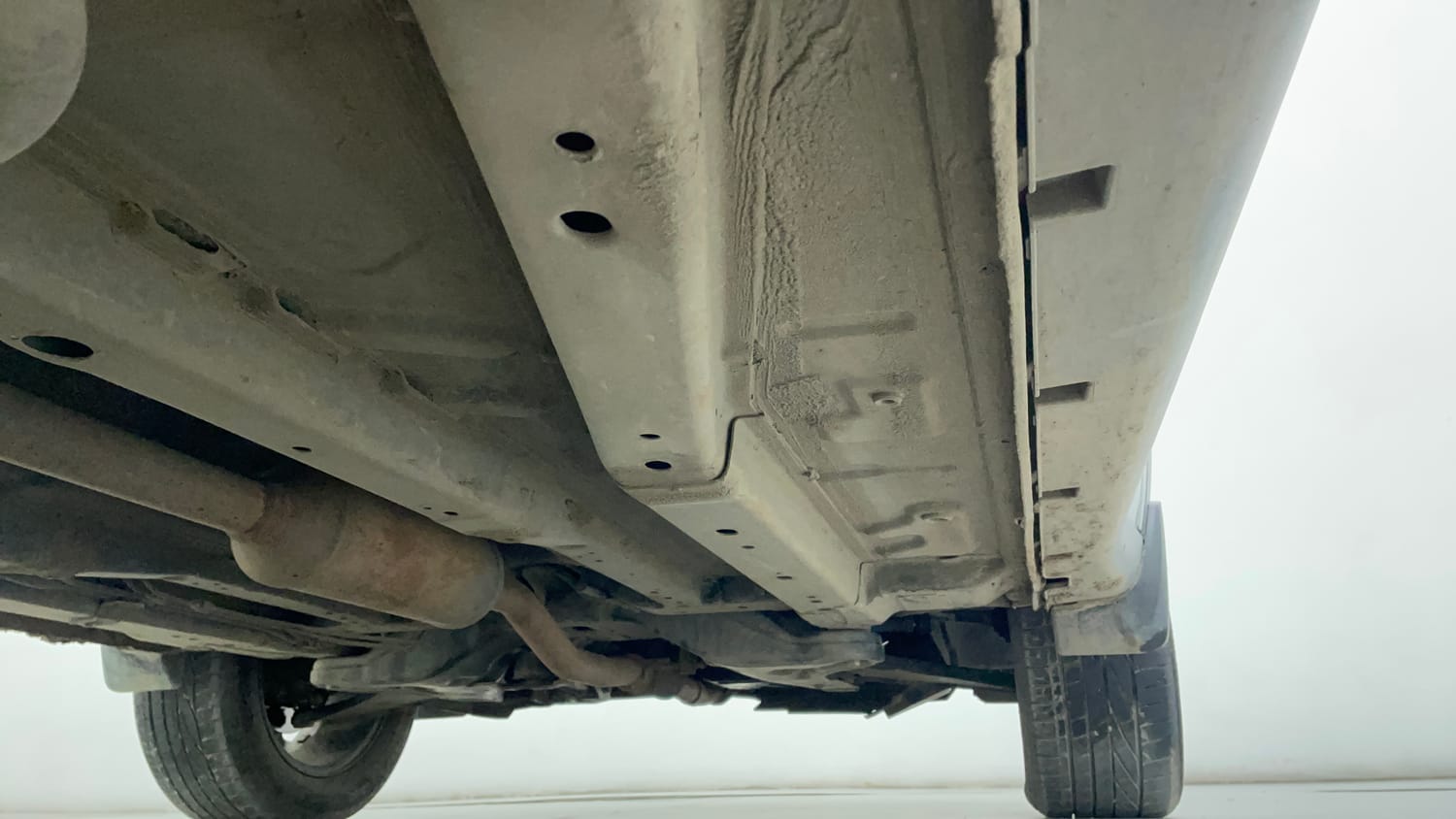 Used 2023 Tata Nexon XZ Plus (S) Petrol Manual extra REAR RIGHT UNDERBODY VIEW