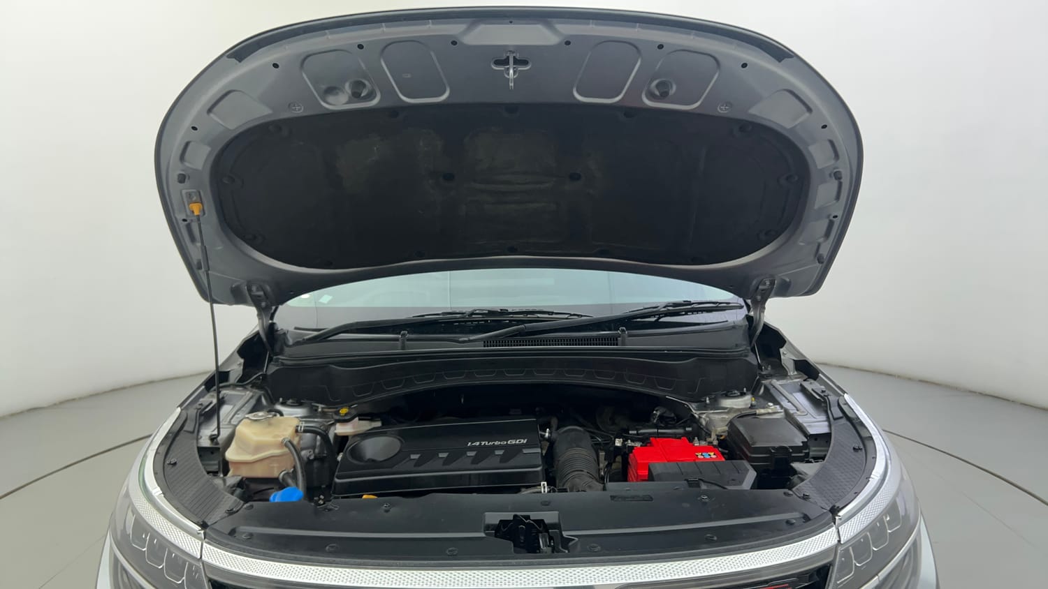 Used 2021 Kia Seltos GTX Plus 1.4 DCT Petrol Automatic engine ENGINE & BONNET OPEN FRONT VIEW