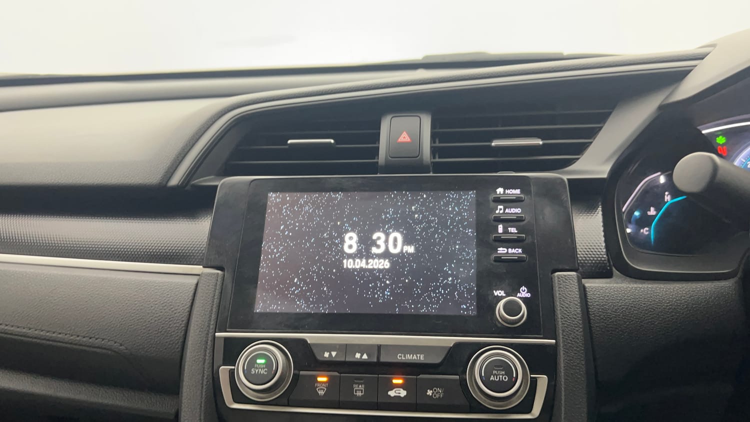 Used 2019 Honda Civic VX CVT Petrol Petrol Automatic top_features Integrated (in-dash) music system