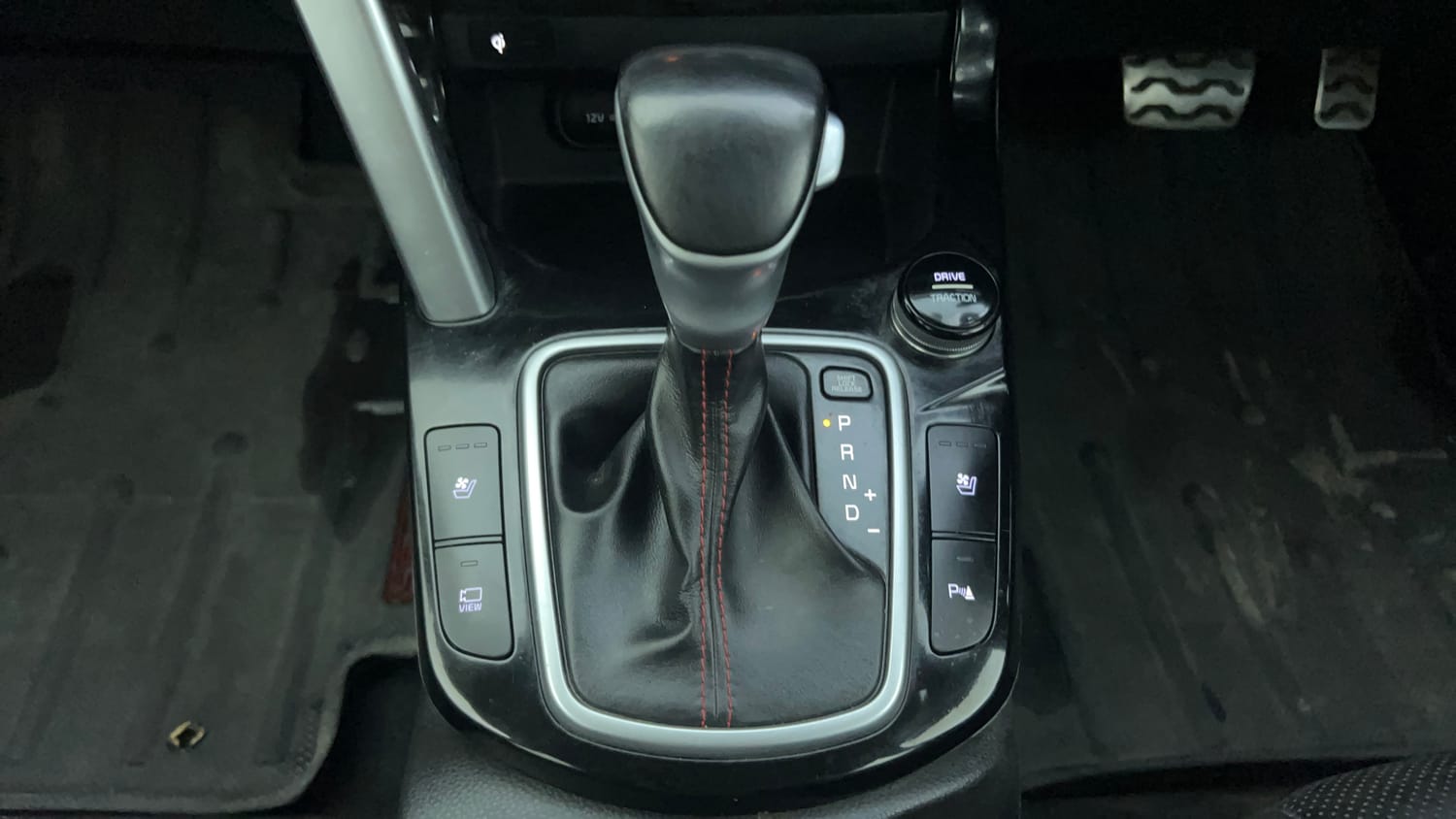 Used 2021 Kia Seltos GTX Plus 1.4 DCT Petrol Automatic interior GEAR  KNOB VIEW