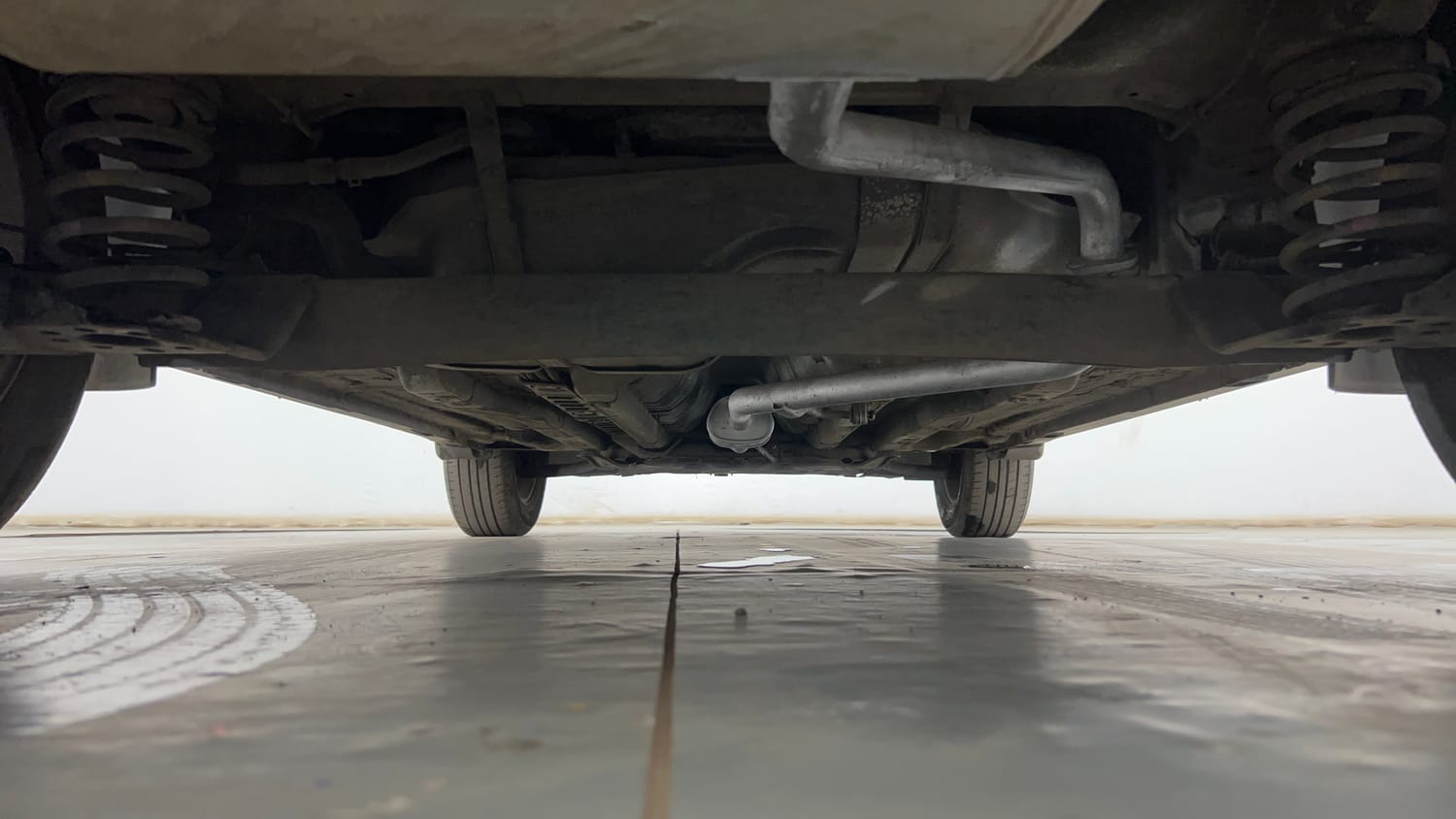 Used 2017 Hyundai Creta 1.6 SX Plus Petrol Petrol Manual extra REAR UNDERBODY VIEW (TAKEN FROM REAR)