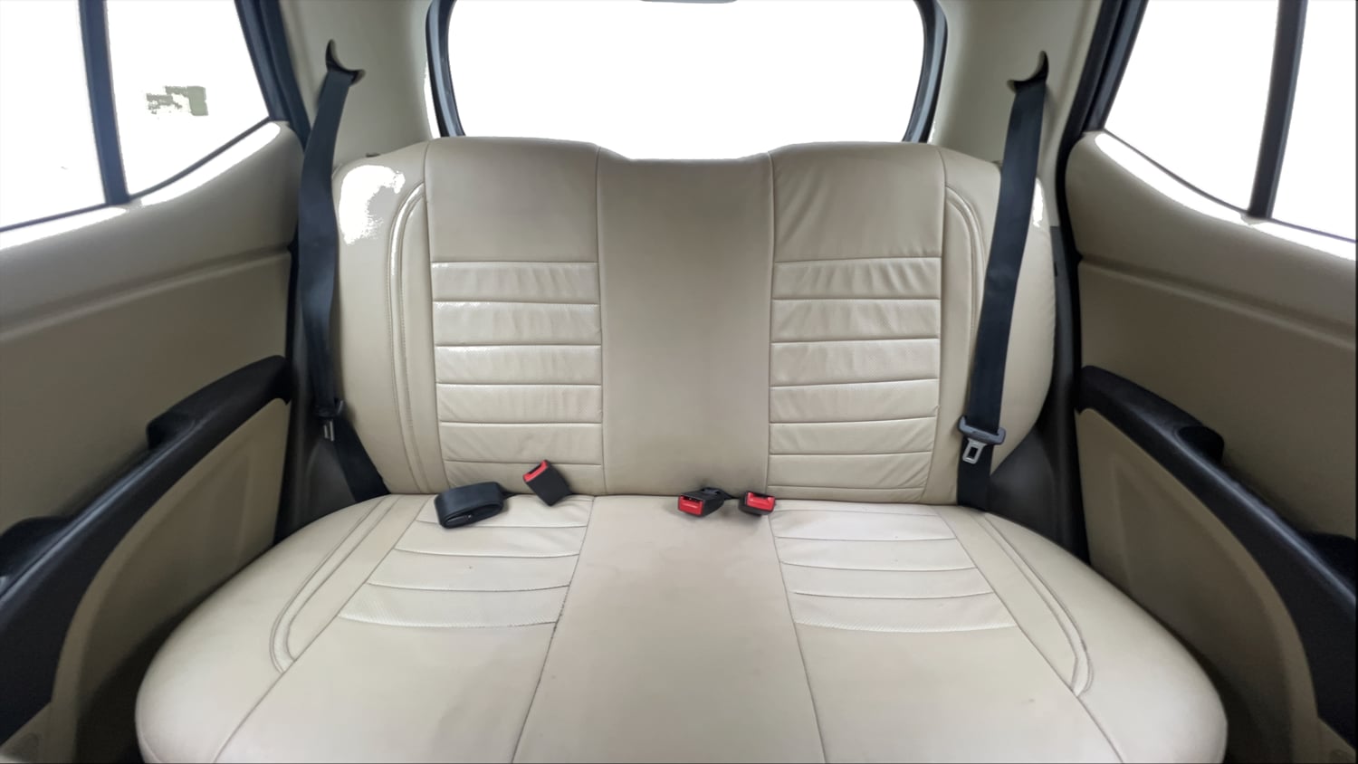 Used 2014 Hyundai i10 Magna 1.1 iRDE2 Petrol Manual interior REAR SEAT CONDITION VIEW