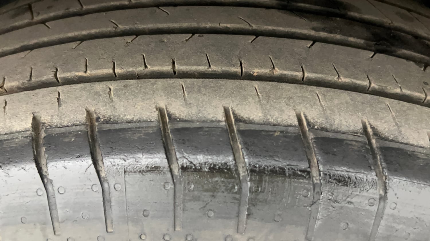 Used 2017 Hyundai Creta 1.6 SX Plus Petrol Petrol Manual tyres LEFT REAR TYRE TREAD VIEW