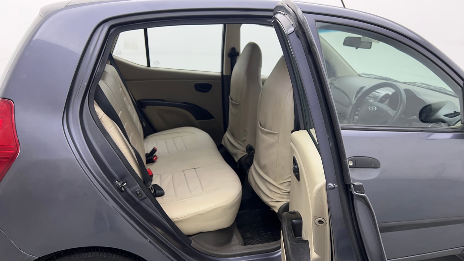 Used 2014 Hyundai i10 Magna 1.1 iRDE2 Petrol Manual interior RIGHT SIDE REAR DOOR CABIN VIEW