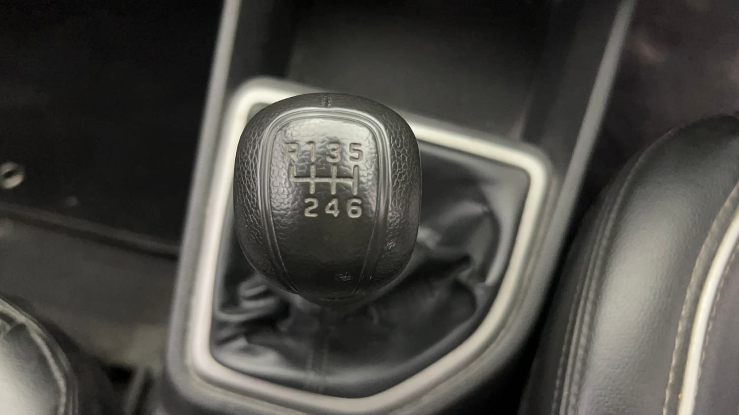 Used 2017 Hyundai Creta 1.6 SX Plus Petrol Petrol Manual interior GEAR  KNOB VIEW