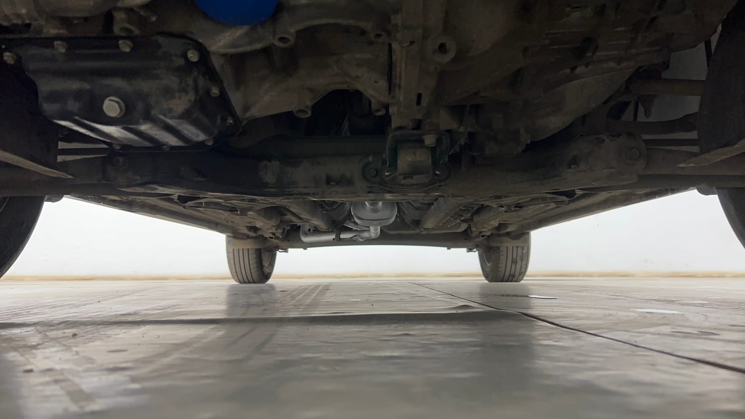 Used 2017 Hyundai Creta 1.6 SX Plus Petrol Petrol Manual extra FRONT LEFT UNDERBODY VIEW