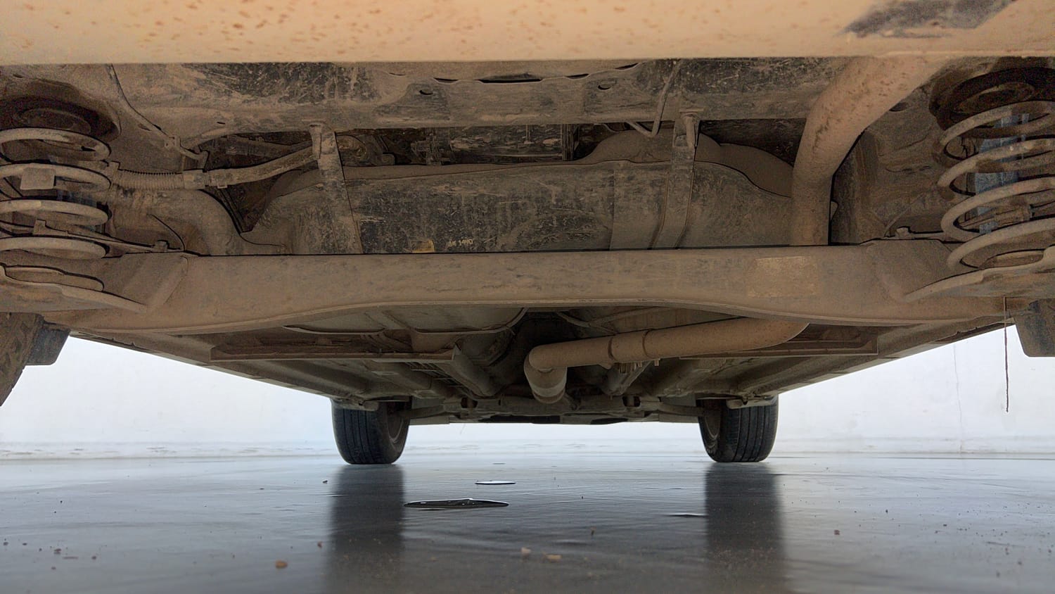 Used 2020 Kia Seltos GTX Plus DCT 1.4 Petrol Automatic extra REAR UNDERBODY VIEW (TAKEN FROM REAR)