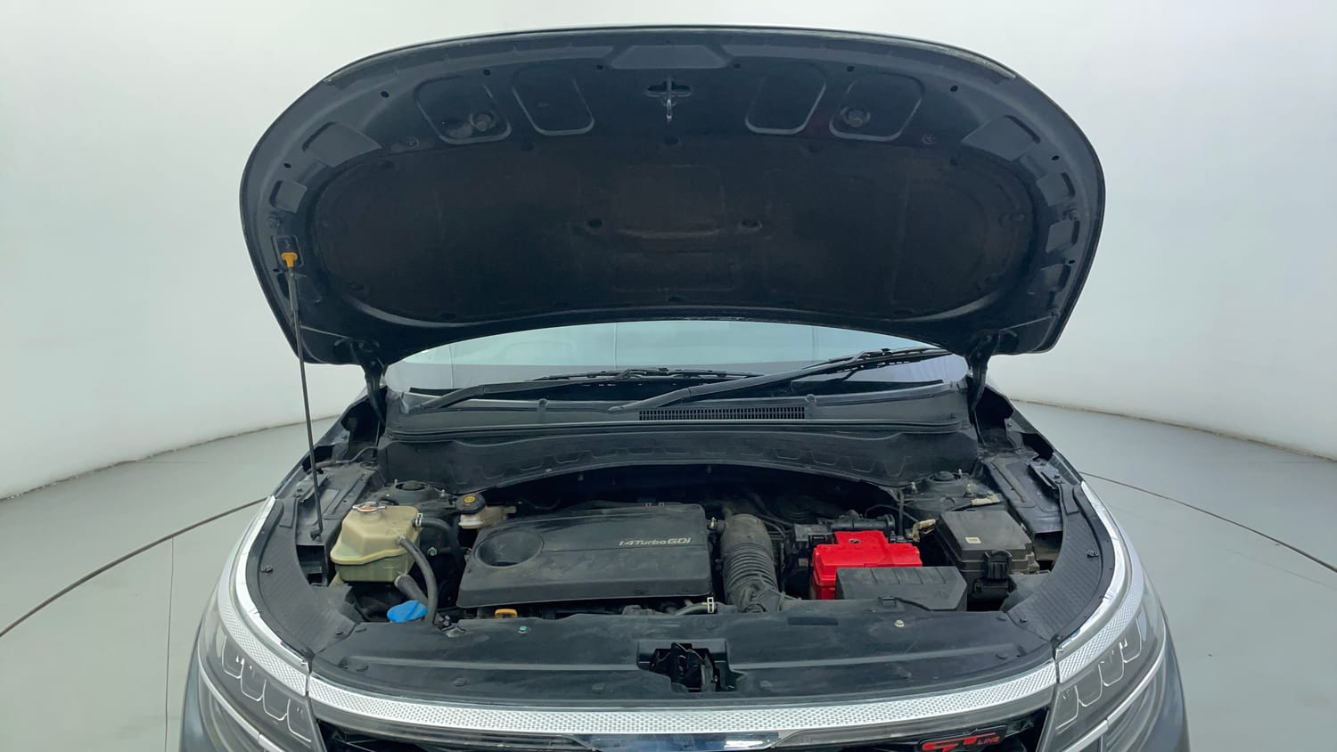 Used 2020 kia Seltos GTX DCT 1.4 Petrol Automatic engine ENGINE & BONNET OPEN FRONT VIEW