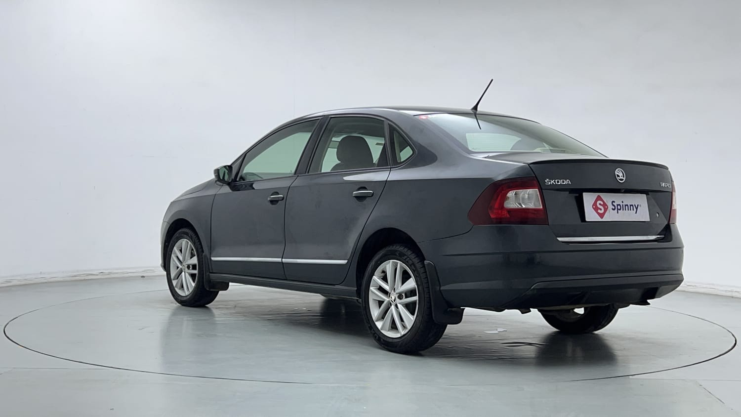 2020 Skoda Rapid Style-2
