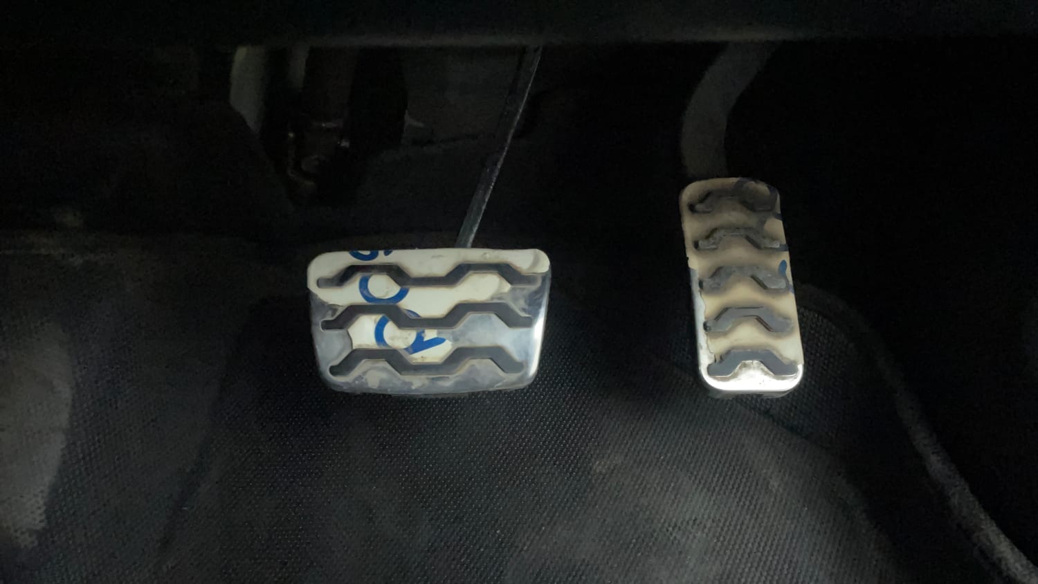 Used 2020 kia Seltos GTX DCT 1.4 Petrol Automatic interior PEDALS VIEW