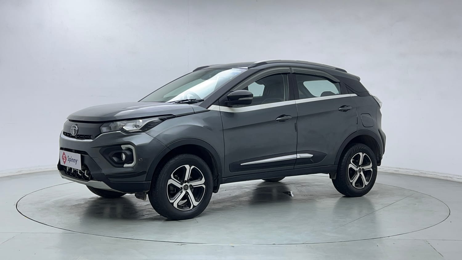 2022 Tata Nexon XZ Plus