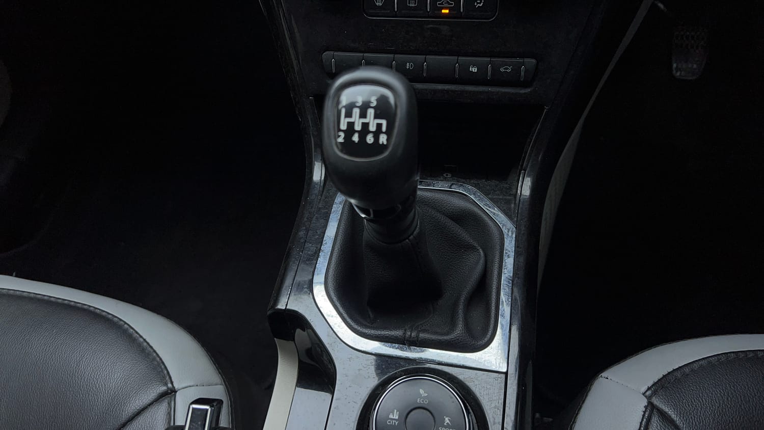 2022 Tata Nexon XZ Plus-16