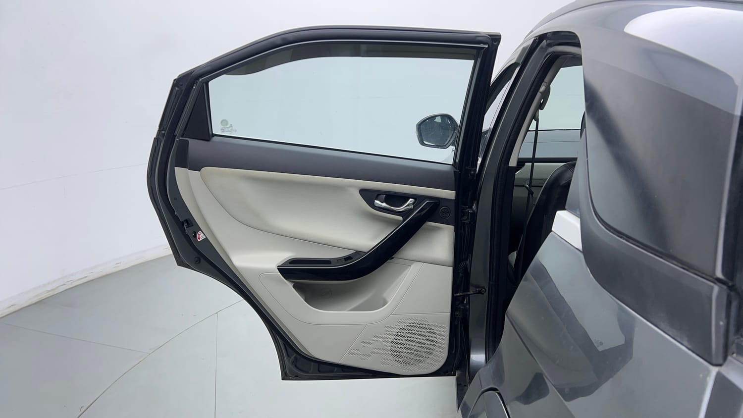 2022 Tata Nexon XZ Plus-22
