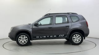 Used 2018 Renault Duster RxE Petrol Petrol Manual exterior LEFT SIDE VIEW