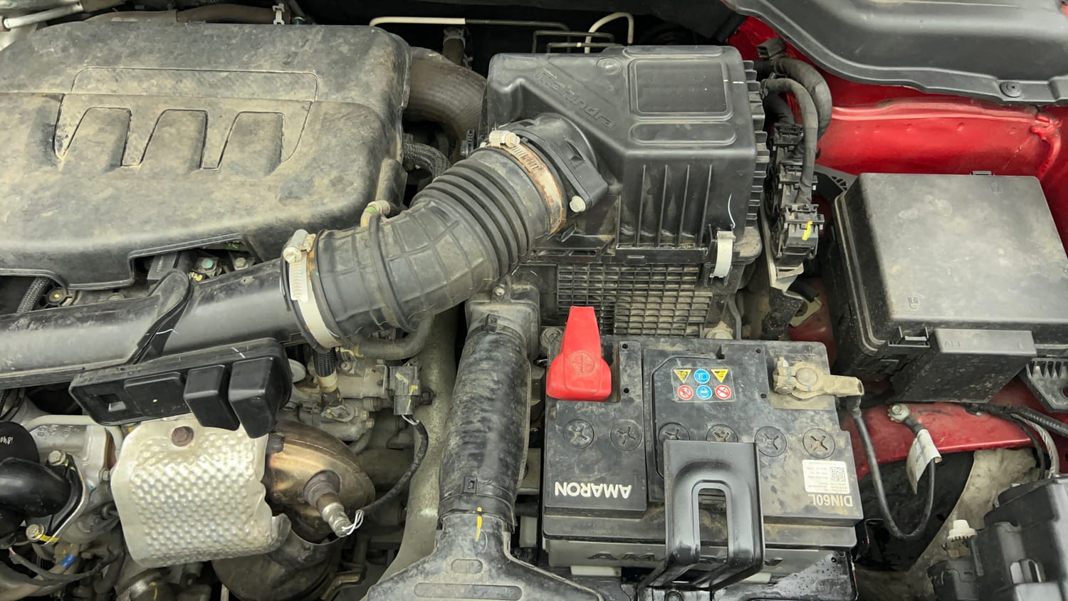 Used 2022 Mahindra XUV 300 W8 (O) 1.2 Petrol AMT Petrol Automatic engine ENGINE LEFT SIDE VIEW