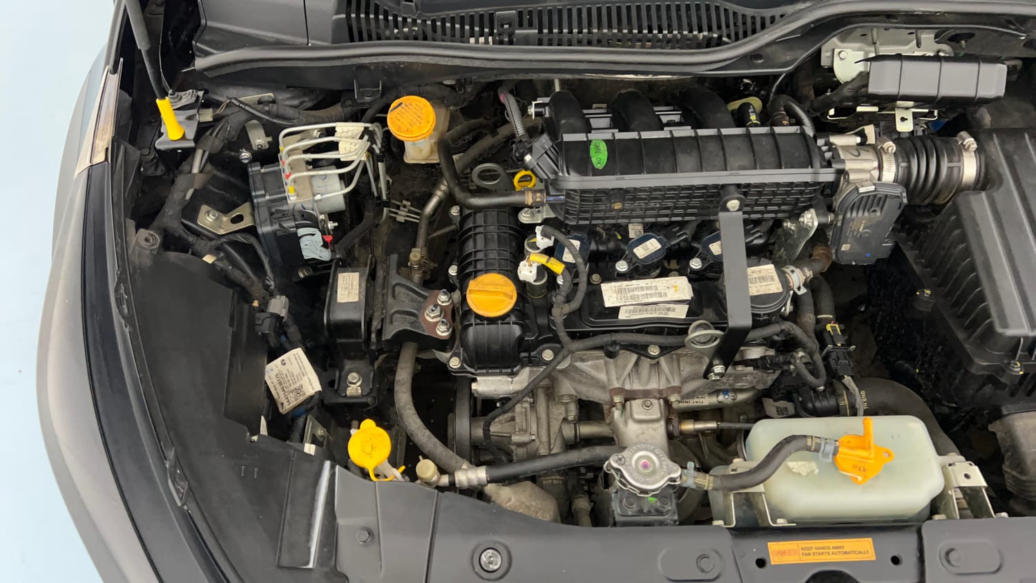 Used 2023 Tata Altroz XZ Plus Petrol Dark Edition Petrol Manual engine ENGINE RIGHT SIDE VIEW