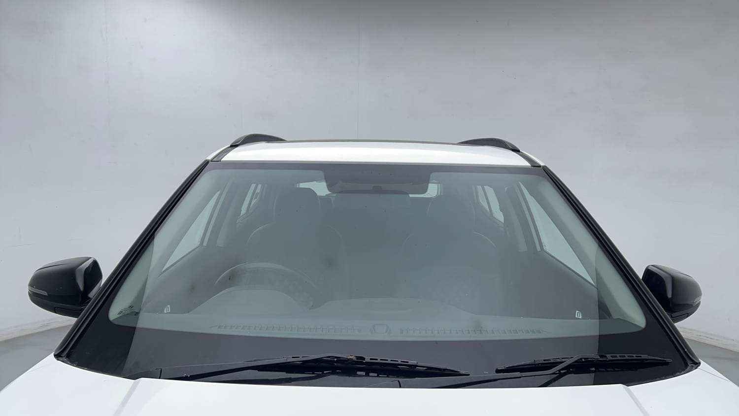 Used 2023 Hyundai Creta S Plus 1.5 Petrol Knight Petrol Manual exterior FRONT WINDSHIELD VIEW