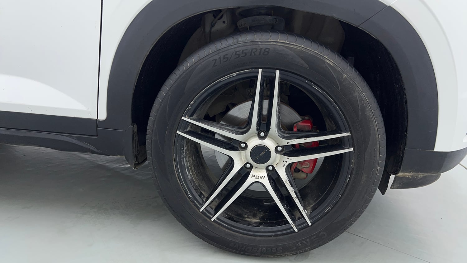 Used 2023 Hyundai Creta S Plus 1.5 Petrol Knight Petrol Manual tyres RIGHT FRONT TYRE RIM VIEW