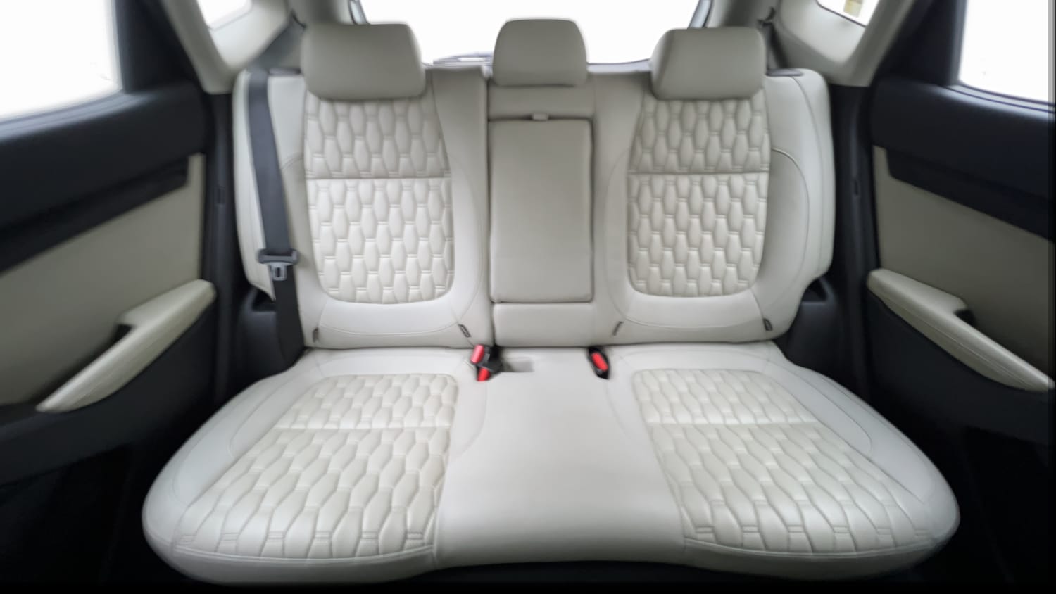 Used 2020 Kia Seltos HTX 1.5 Petrol Manual interior REAR SEAT CONDITION VIEW