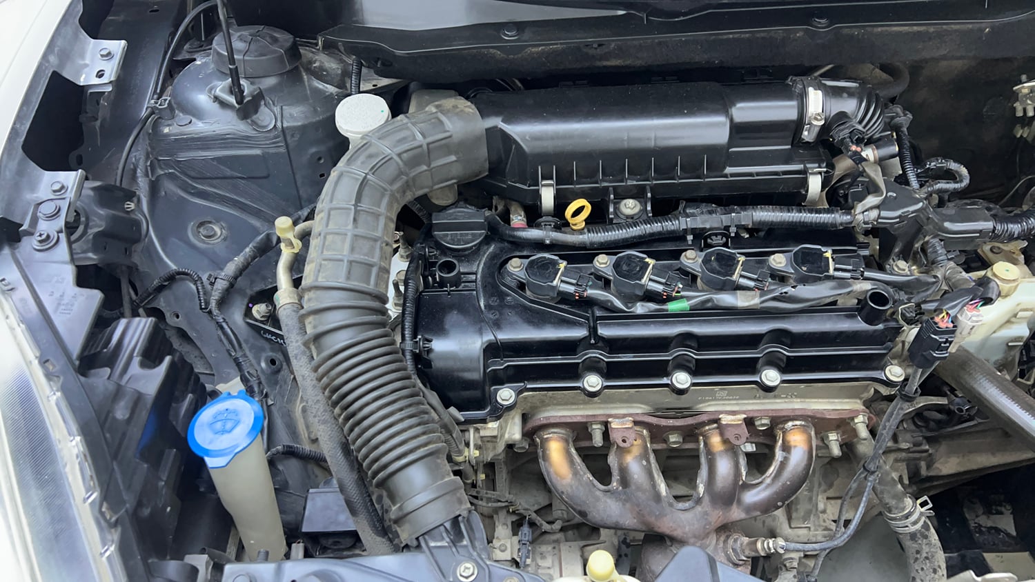Used 2018 Maruti Suzuki Dzire ZXi Plus AMT Petrol Automatic engine ENGINE RIGHT SIDE VIEW