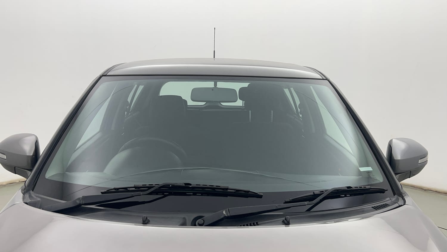 Used 2017 Maruti Suzuki Swift VXi Petrol Manual exterior FRONT WINDSHIELD VIEW