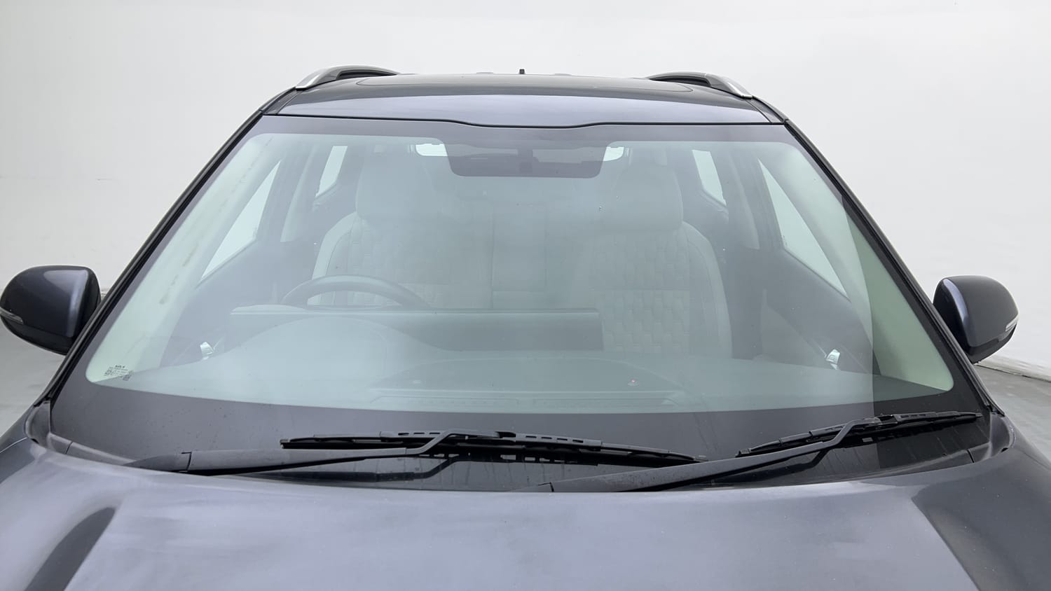 Used 2020 Kia Seltos HTX 1.5 Petrol Manual exterior FRONT WINDSHIELD VIEW