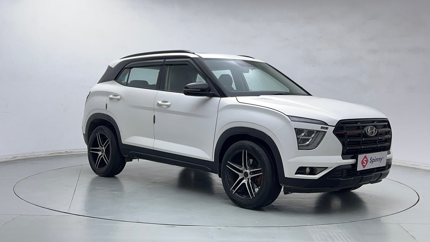 Used 2023 Hyundai Creta S Plus 1.5 Petrol Knight Petrol Manual exterior RIGHT FRONT CORNER VIEW